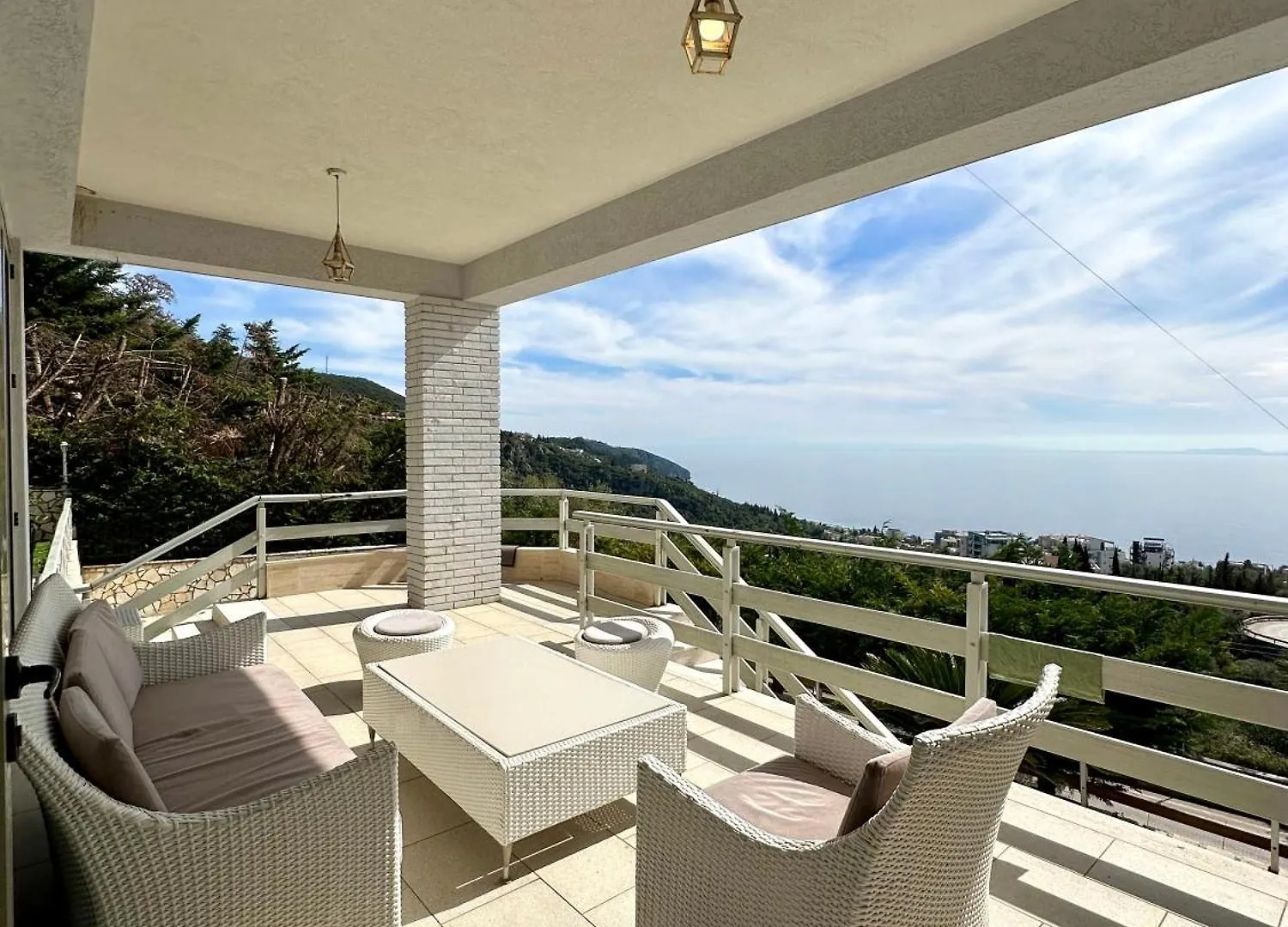 Villa Dhermi Kondaq
